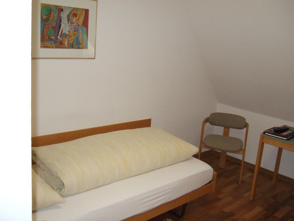 Gasthaus Zur Sonne Aesch  Εξωτερικό φωτογραφία