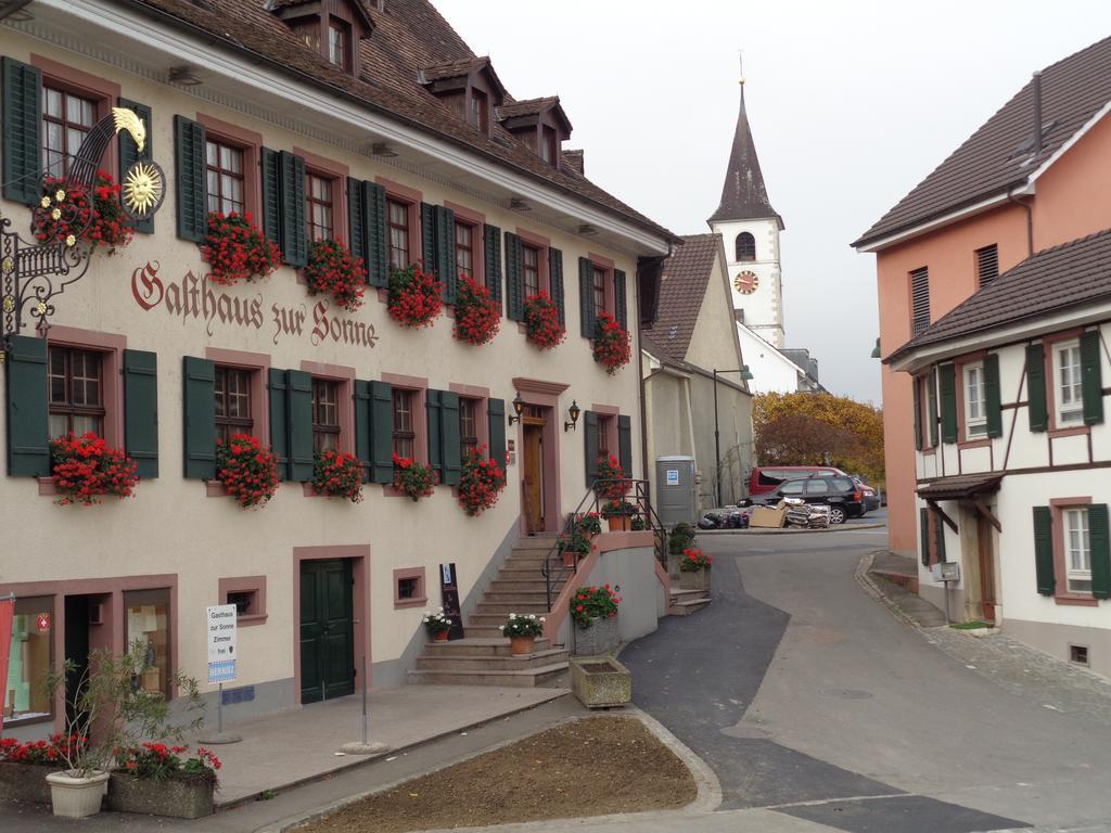 Gasthaus Zur Sonne Aesch  Εξωτερικό φωτογραφία