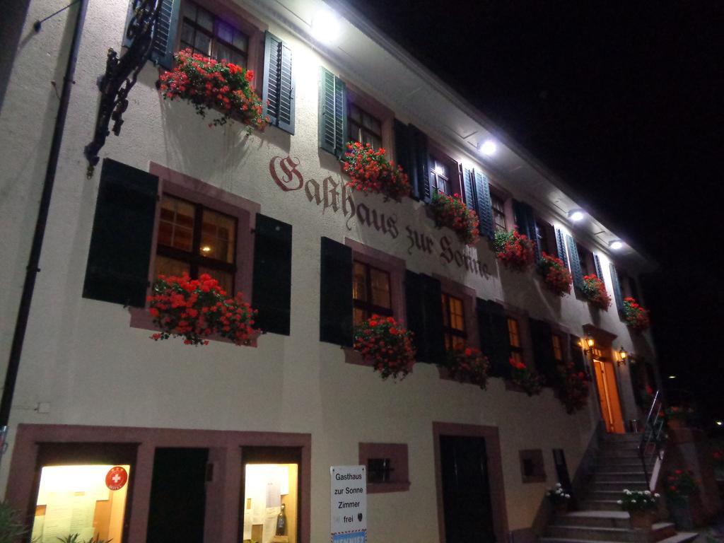 Gasthaus Zur Sonne Aesch  Εξωτερικό φωτογραφία