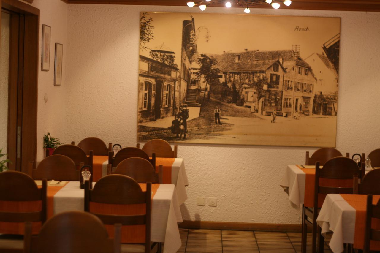 Gasthaus Zur Sonne Aesch  Εξωτερικό φωτογραφία